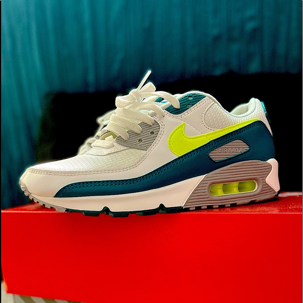 Nike Air Max 90 ‘Spruce Lime’ retro MSZ 8 WSZ 9.5